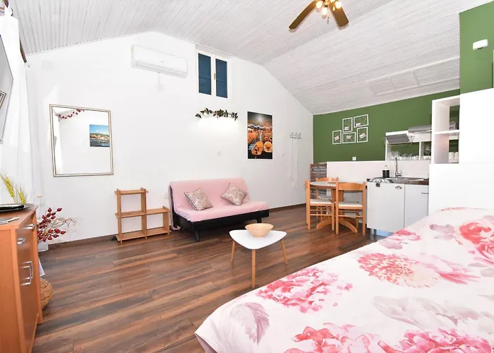 Studio Apartments Skoric Opatija Volosko